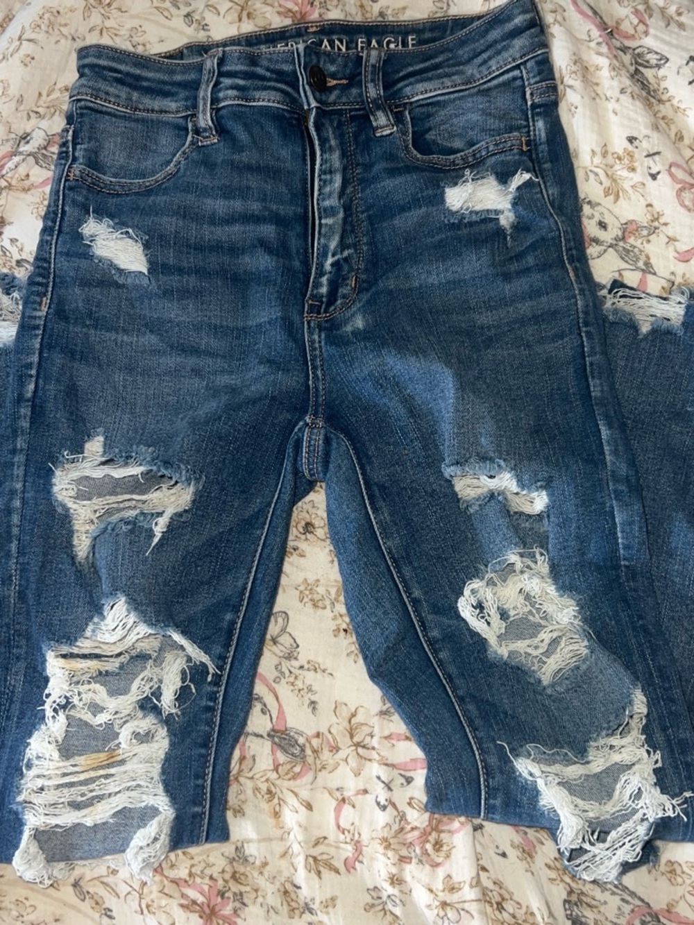 AE Distressed Dark Blue Women's Jeans